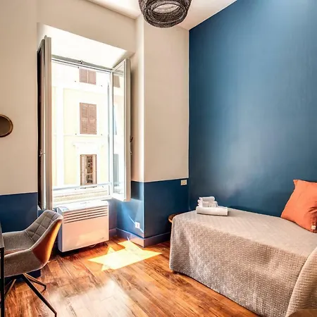Trastevere Vintage 2 Bedroom 2nd Floor Apartment *