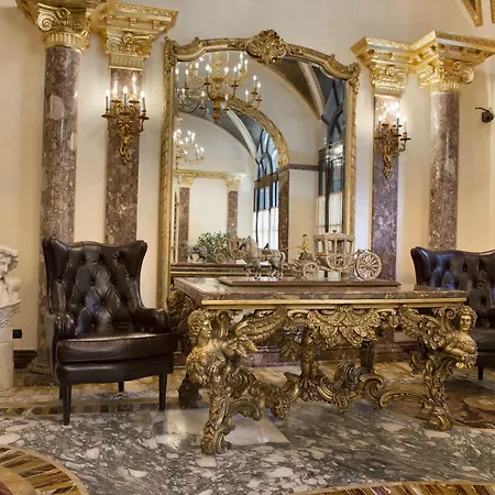 Hotel Des Epoques 3*
