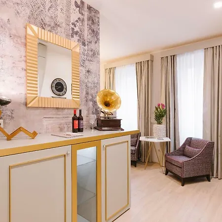 Rhea Silvia Luxury Navona 2* Roma