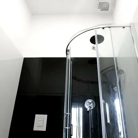 Nik House * Rome