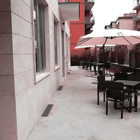 Hotel V99