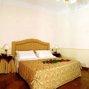 Domus Apartment