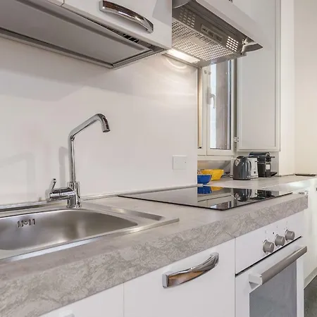 At The Heart Of Monti - Via Dei Capocci Apartment Rom