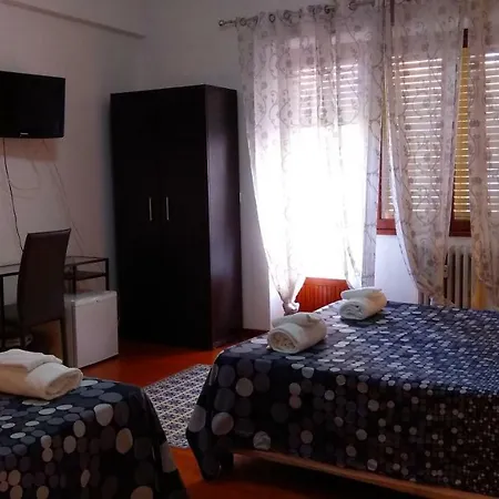 Cornelia Relais Bed & Breakfast 2*