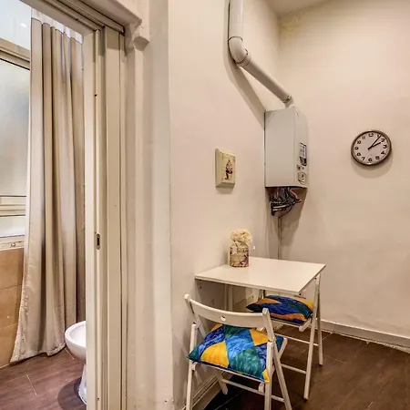 בית הארחה O La Civetta Di Trastevere רומא
