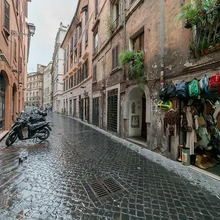 Sleep In The Clouds Near Piazza Navona * Rome