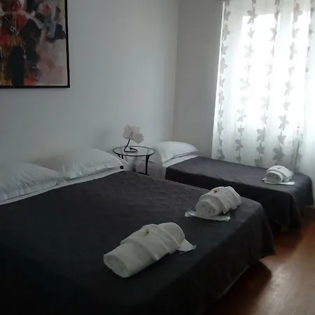 Cornelia Relais Bed & Breakfast 2*