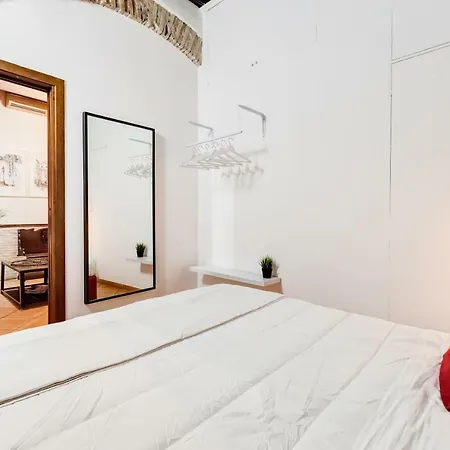 Loveromeapartments Campo De Fiori, Vatican