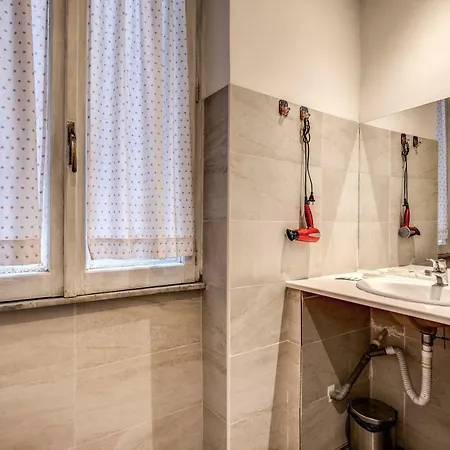 בית הארחה O La Civetta Di Trastevere 3*