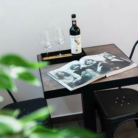 Colosseum Music Design Guest house *