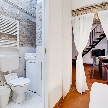 Apartment Loveromeapartments Campo De Fiori, Vatican Rome