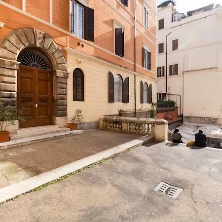 Apartment Rampa Mignanelli Charming