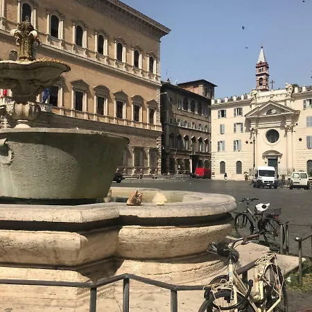 Giglio Quiet At Campo Dei Fiori Apartment