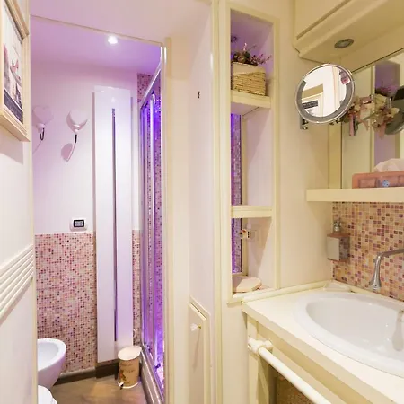 Pantheon Romantic Loft * Rome