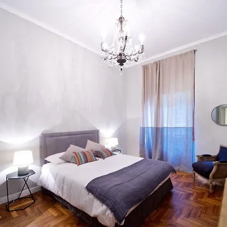 Carducci Luxury Apartamento *