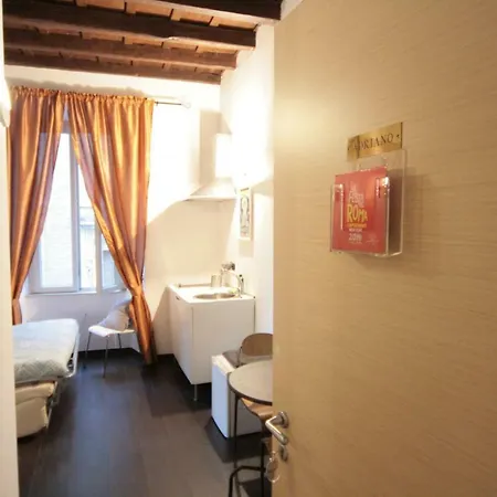 House Monti 1875 3* Roma