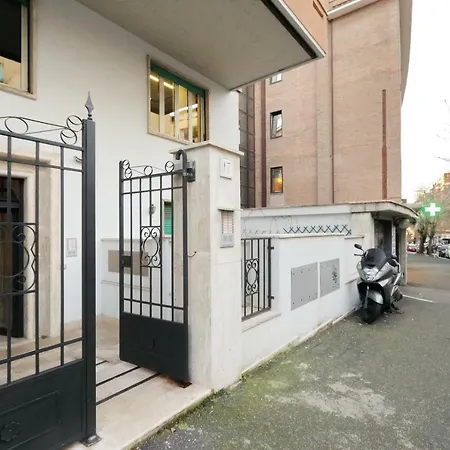 Aldo's Place