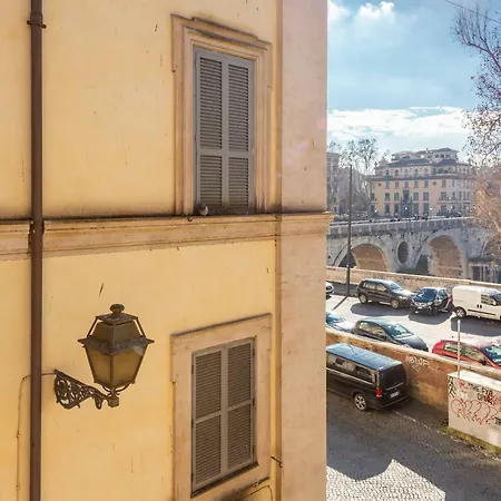 Maison Leonardo Apartment *