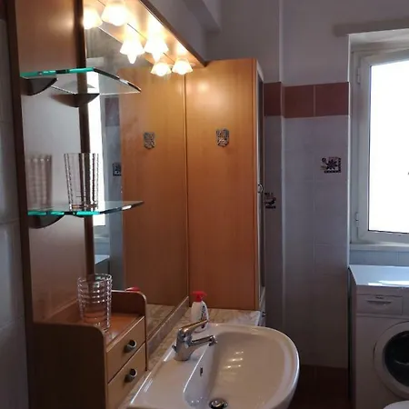 Checchi House Apartment *