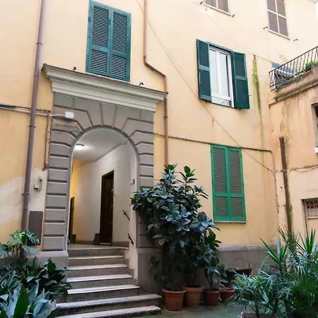 Sunny Apartment *