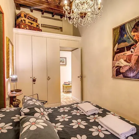 Sumptuous By Piazza Navona *