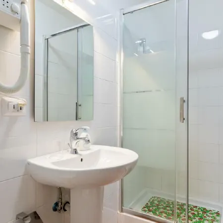 Enrico Guest house *