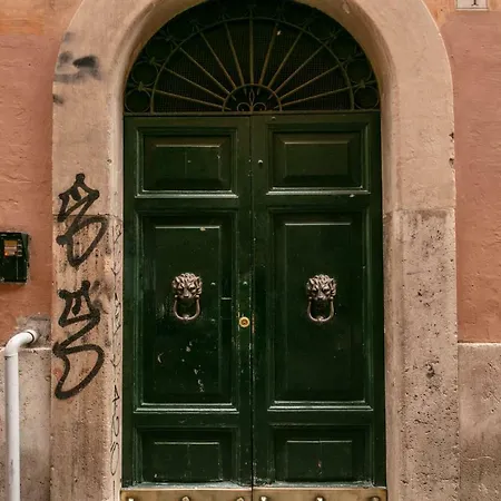 Farnese House In * Rome