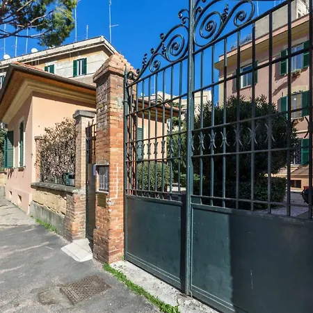 Apartment New Vaticano