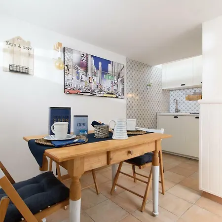 Lovely With Garden In Vatican Museums Trastevere Apartment *