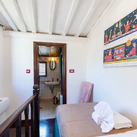 Apartment Charming Roman Holidays In Trastevere Rome