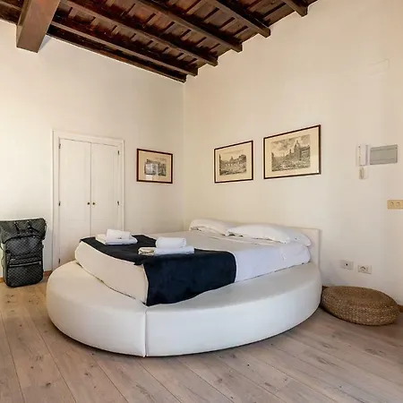 Rhome Guest house