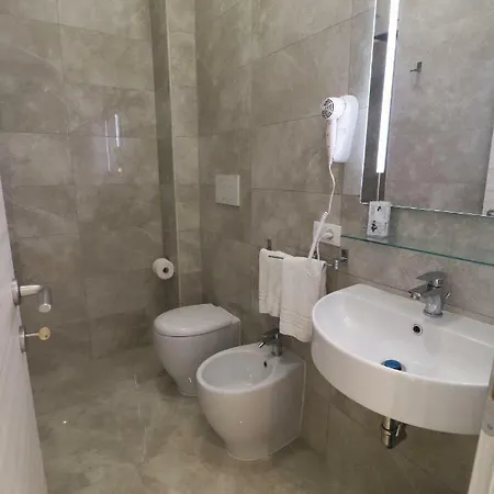 Vimercati 30 Guest house 2*