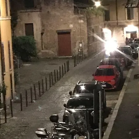 Sunny Side Trastevere Apartment