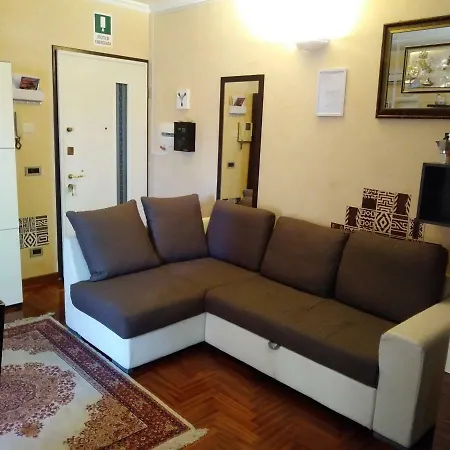Apartment Rosso Frida Rome