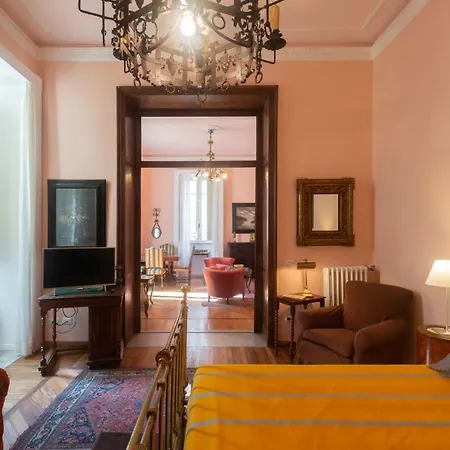 Apartment Nizza Bourgeois Family Rome
