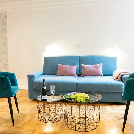 Hadrianus Temple - The Venue Collection Guest house 2*
