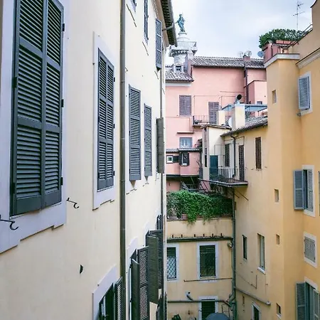 Hadrianus Temple - The Venue Collection Guest house Rome