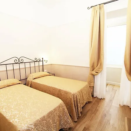 Flavia Otel