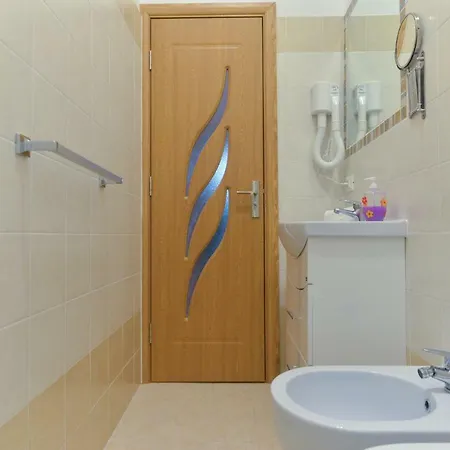 Trani B&t 3* רומא