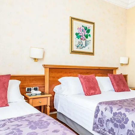 Hotel Vibe Nazionale Rome
