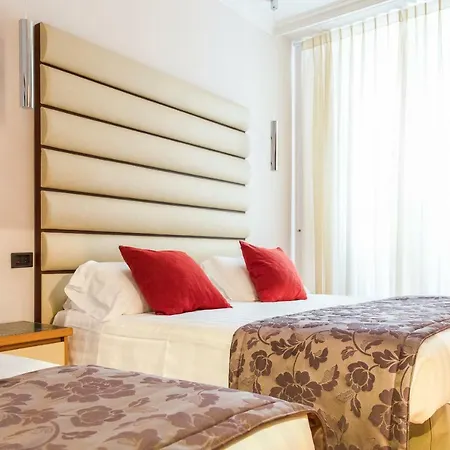 Vibe Nazionale Hotel 3*