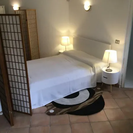 Vicino Ifo Intero Apartment