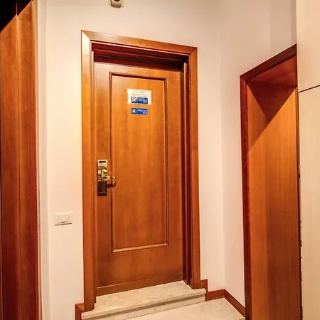 Casa Carra 3* Rome