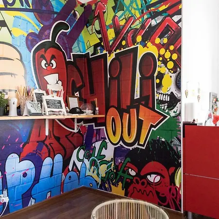 Backpackers Piramide Hostel *