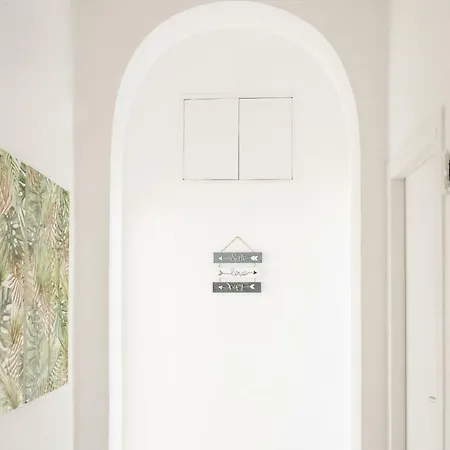 White Fanti Rome