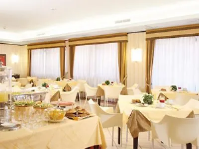 Hotel Western I Triangoli