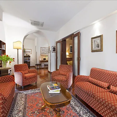 Portoghesi Hotel