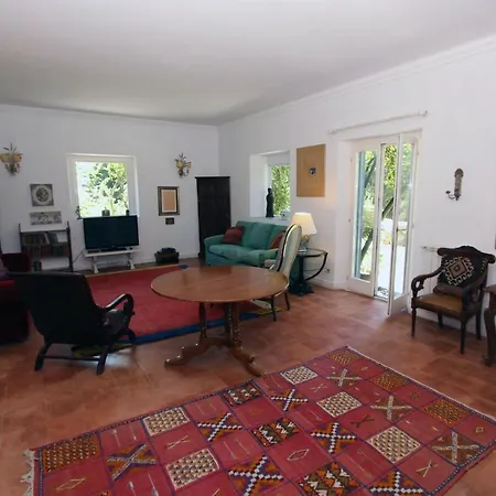 Writers' Country House Villa *