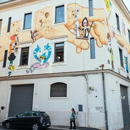 Hostel Backpackers Piramide *
