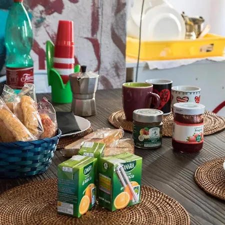 Backpackers Piramide Hostel